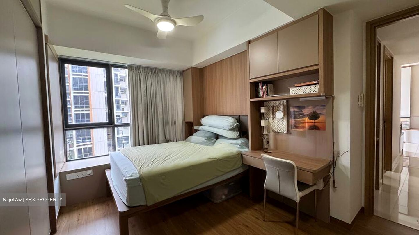 Pasir Ris Central Residences (D18), Condominium #533705841